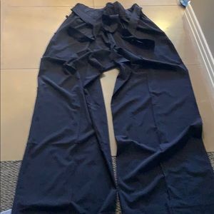 Lululemon Noir Pant